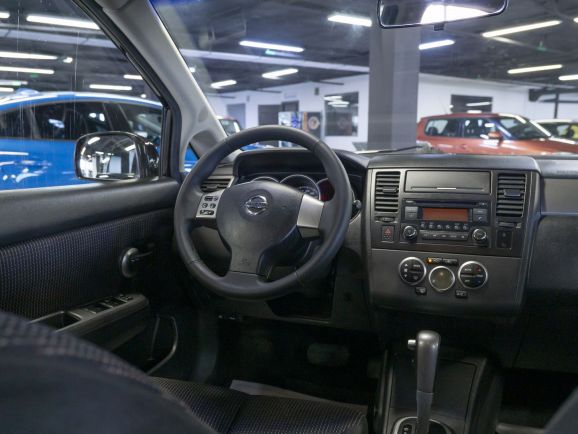 Nissan Tiida, 1.6 л, АТ, 2013 фото 10