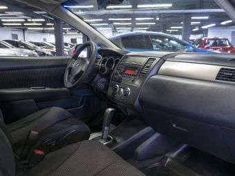 Nissan Tiida, 1.6 л, АКПП, 2013 фото 11