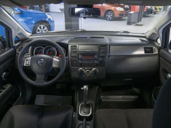 Nissan Tiida, 1.6 л, АКПП, 2013 фото 12