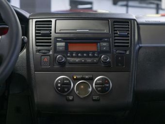 Nissan Tiida, 1.6 л, АКПП, 2013 фото 13
