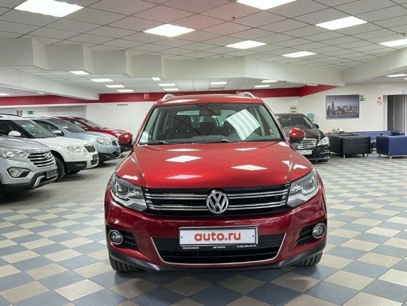 Volkswagen Tiguan Sport&Style, 2.0 л, АТ, 2011 фото 5