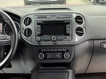 Volkswagen Tiguan Sport&Style, 2.0 л, АКПП, 2011 фото 13
