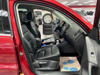 Volkswagen Tiguan Sport&Style, 2.0 л, АКПП, 2011 фото 22