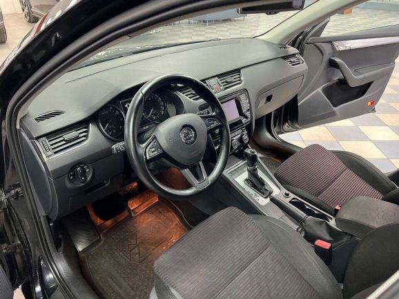 Skoda Octavia Style, 1.8 л, Робот, 2013 фото 15