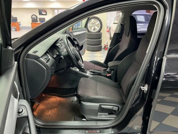 Skoda Octavia Style, 1.8 л, Робот, 2013 фото 16