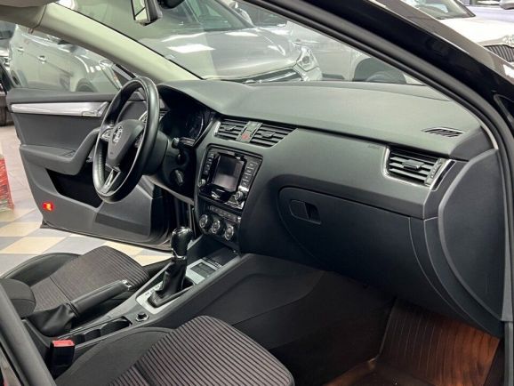 Skoda Octavia Style, 1.8 л, Робот, 2013 фото 20