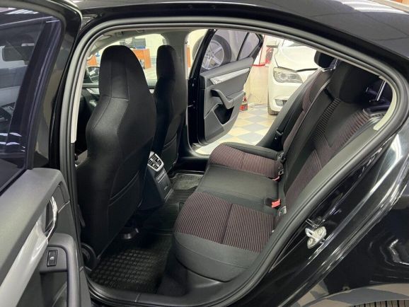 Skoda Octavia Style, 1.8 л, Робот, 2013 фото 22