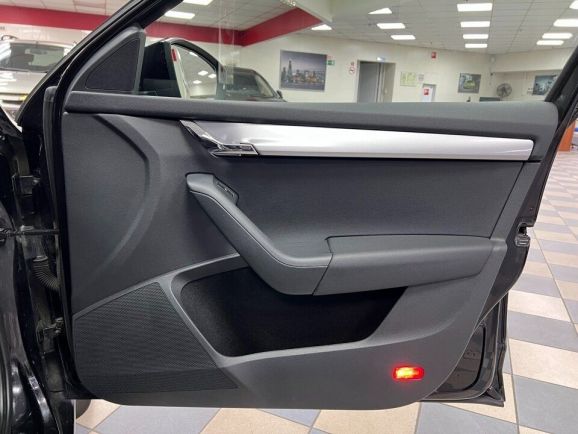 Skoda Octavia Style, 1.8 л, Робот, 2013 фото 24