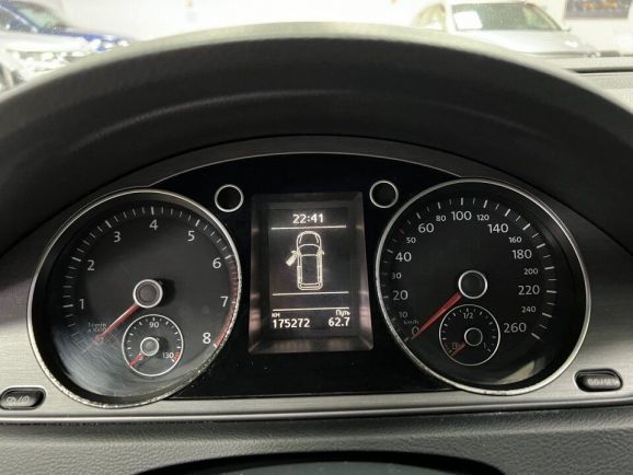 Volkswagen Passat Comfortline, 1.8 л, Робот, 2014 фото 9