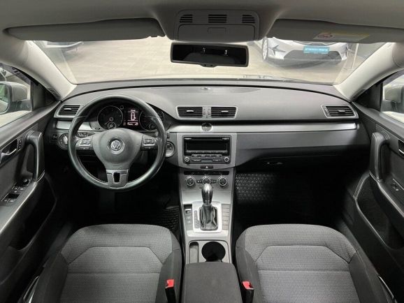 Volkswagen Passat Comfortline, 1.8 л, Робот, 2014 фото 12