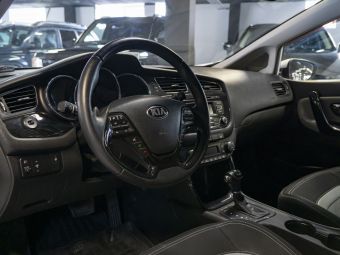 Kia Ceed Luxe, 1.6 л, АТ, 2015 фото 9