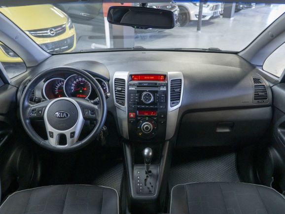 Kia Venga Prestige, 1.6 л, АТ, 2013 фото 13