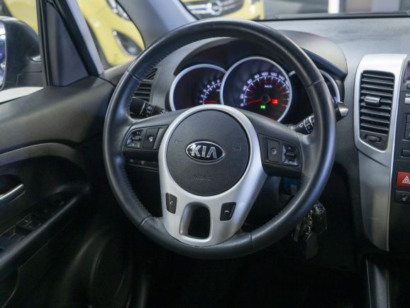 Kia Venga Prestige, 1.6 л, АТ, 2013 фото 14