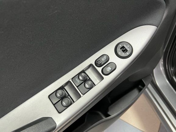 Hyundai Solaris Comfort, 1.6 л, АТ, 2015 фото 1