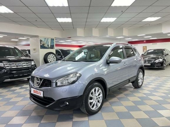 Nissan Qashqai SE+, 2.0 л, Вариатор, 2011 фото 3