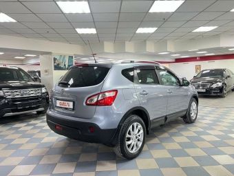 Nissan Qashqai SE+, 2.0 л, CVT, 2011 фото 4