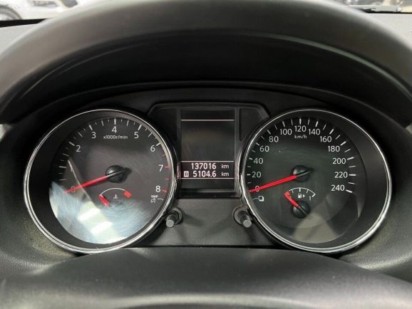 Nissan Qashqai SE+, 2.0 л, Вариатор, 2011 фото 11