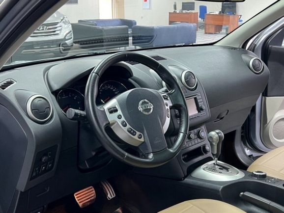 Nissan Qashqai SE+, 2.0 л, Вариатор, 2011 фото 14