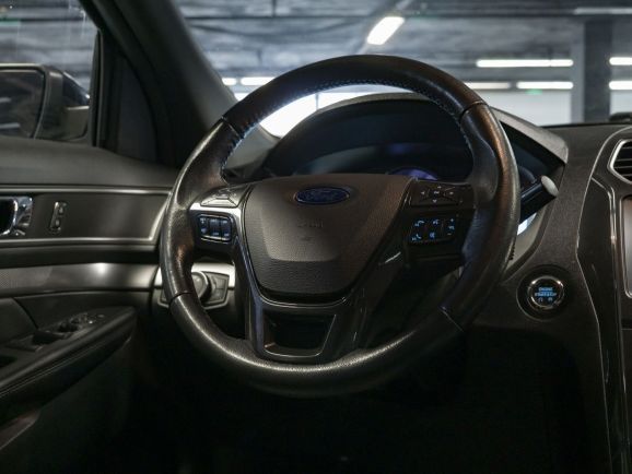 Ford Explorer XLT, 3.5 л, АТ, 2018 фото 15