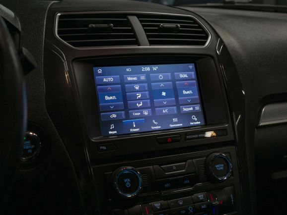 Ford Explorer XLT, 3.5 л, АТ, 2018 фото 18