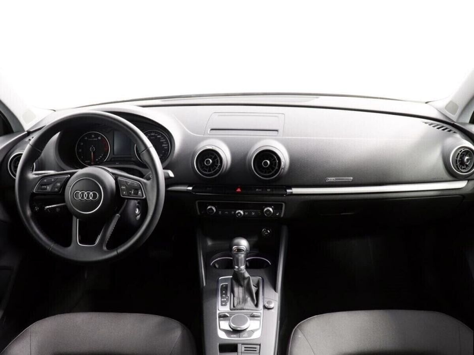 Audi A3, 1.5 л, Робот, 2020 фото 8