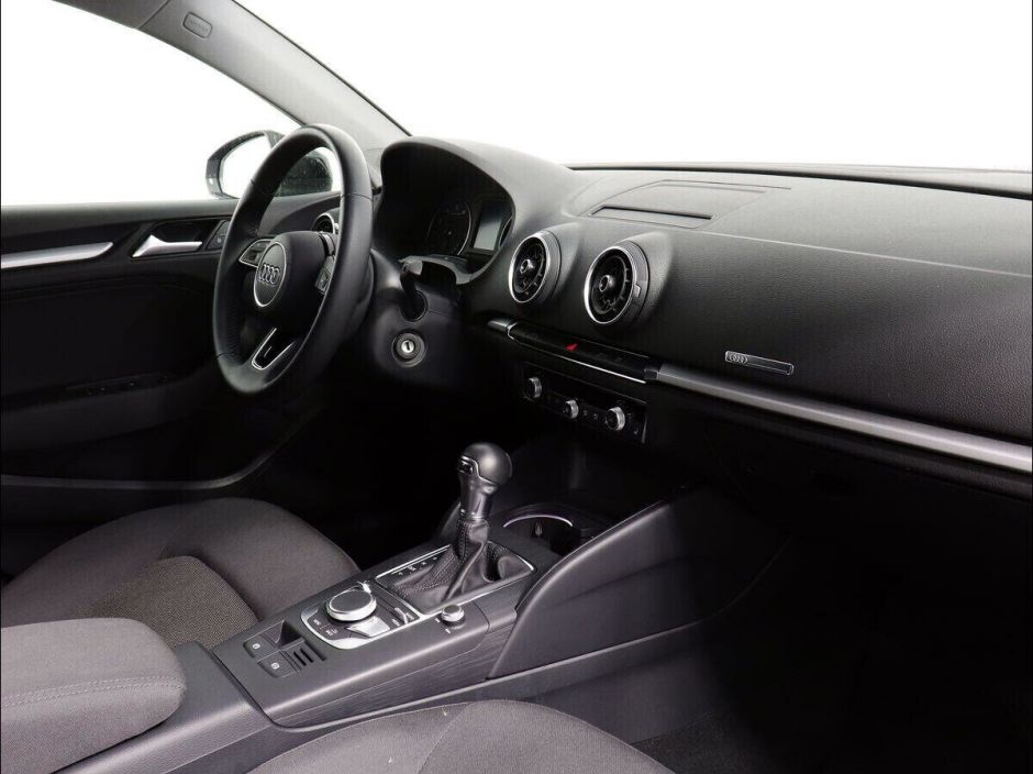 Audi A3, 1.5 л, Робот, 2020 фото 2