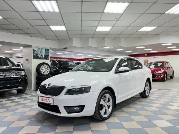 Skoda Octavia Laurin&Klement, 1.8 л, Робот, 2014 фото 3