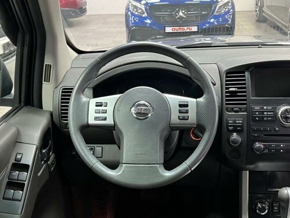Nissan Pathfinder LE +camera, 2.5 л, АТ, 2012 фото 11