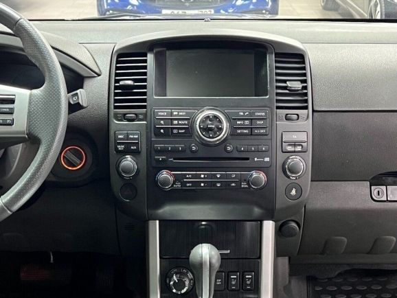 Nissan Pathfinder LE +camera, 2.5 л, АТ, 2012 фото 13
