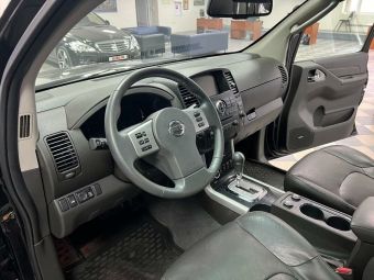 Nissan Pathfinder LE +camera, 2.5 л, АКПП, 2012 фото 18