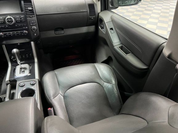 Nissan Pathfinder LE +camera, 2.5 л, АТ, 2012 фото 23