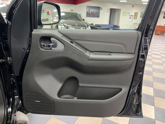 Nissan Pathfinder LE +camera, 2.5 л, АТ, 2012 фото 29