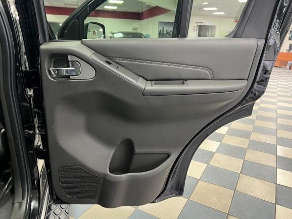 Nissan Pathfinder LE +camera, 2.5 л, АТ, 2012 фото 2