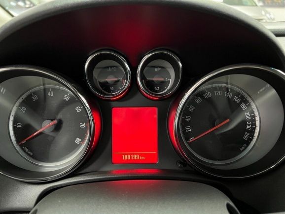 Opel Astra Cosmo, 1.6 л, АТ, 2013 фото 10