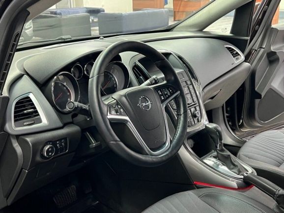 Opel Astra Cosmo, 1.6 л, АТ, 2013 фото 12