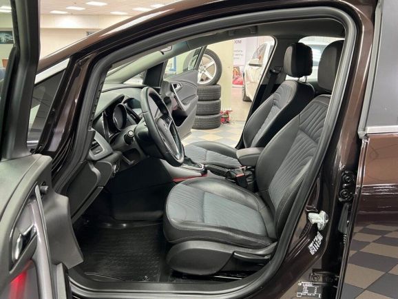 Opel Astra Cosmo, 1.6 л, АТ, 2013 фото 17