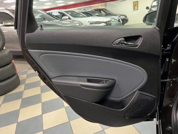 Opel Astra Cosmo, 1.6 л, АТ, 2013 фото 2