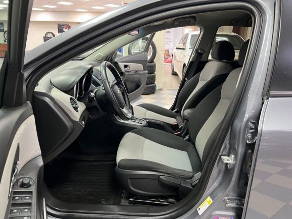Chevrolet Cruze LTZ, 1.8 л, АТ, 2013 фото 12