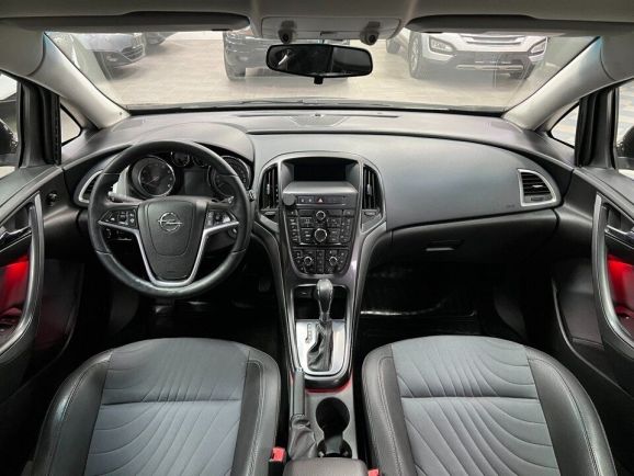 Opel Astra Cosmo, 1.4 л, АТ, 2013 фото 12