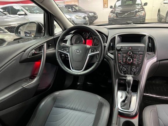 Opel Astra Cosmo, 1.4 л, АТ, 2013 фото 14