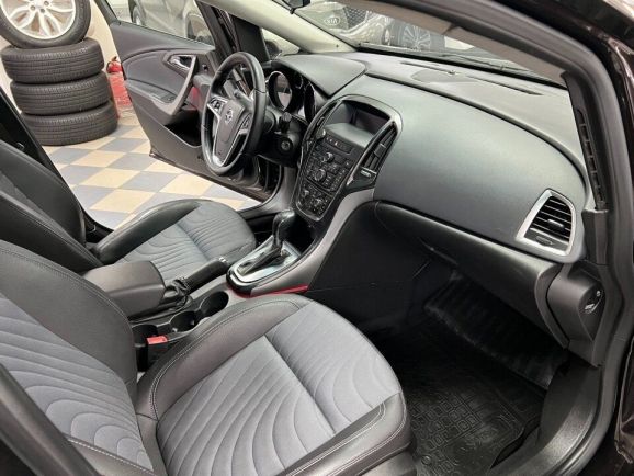 Opel Astra Cosmo, 1.4 л, АТ, 2013 фото 18