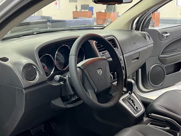 Dodge Caliber, 2.0 л, Вариатор, 2010 фото 11
