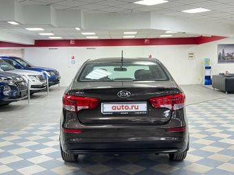 Kia Rio Luxe, 1.6 л, МКПП, 2015 фото 6