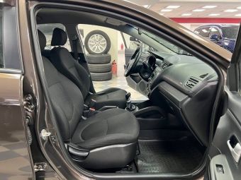 Kia Rio Luxe, 1.6 л, МКПП, 2015 фото 12