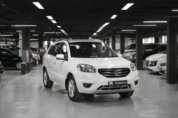 Renault Koleos Dynamique Confort 4x4, 2.0 л, АТ, 2013 фото 4