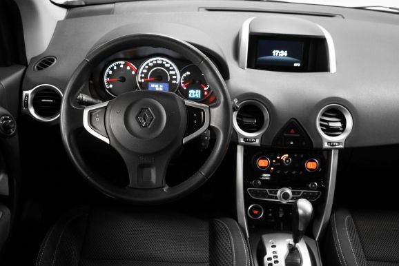 Renault Koleos Dynamique Confort 4x4, 2.0 л, АТ, 2013 фото 12