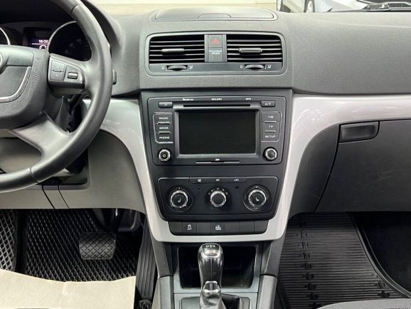 Skoda Yeti Ambition, 1.8 л, Робот, 2013 фото 10