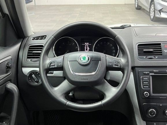 Skoda Yeti Ambition, 1.8 л, Робот, 2013 фото 11