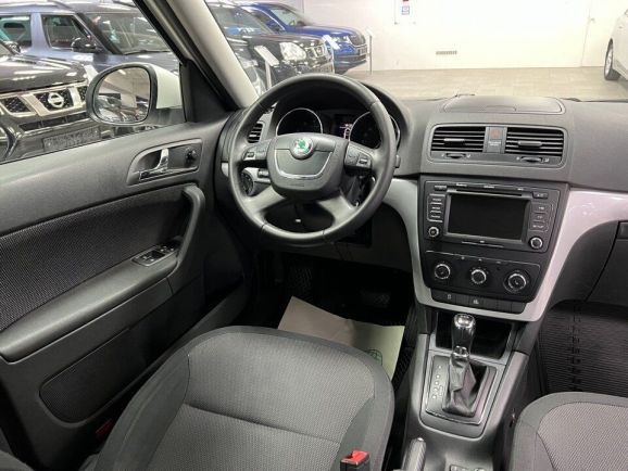 Skoda Yeti Ambition, 1.8 л, Робот, 2013 фото 15