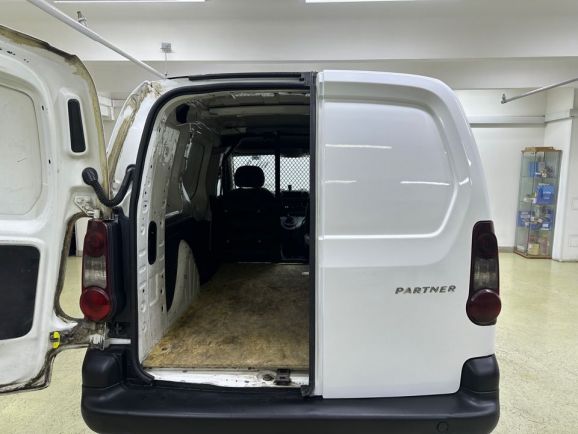 Peugeot Partner, 1.6 л, МТ, 2014 фото 9